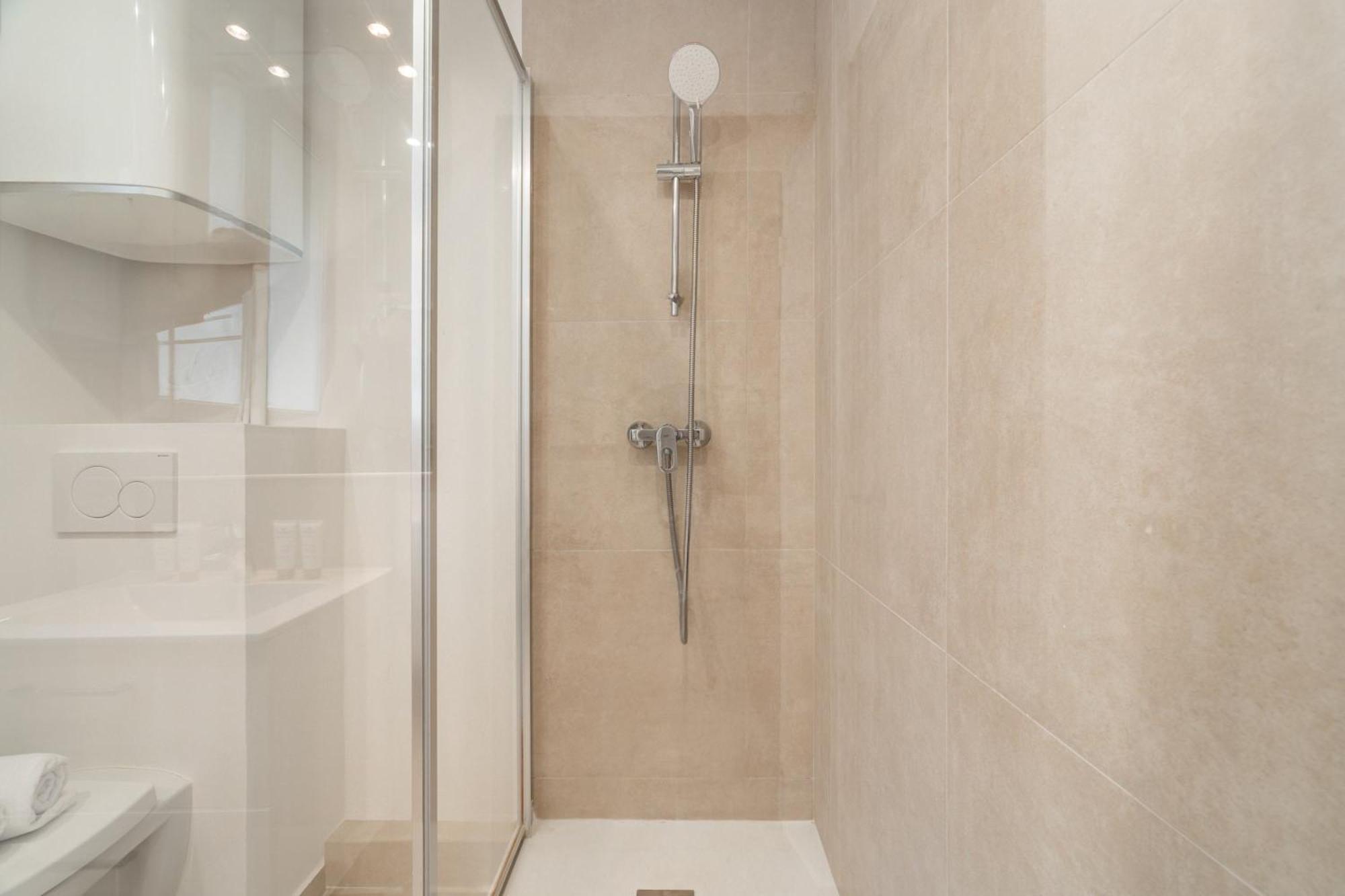Family Apartment In Paris Dış mekan fotoğraf